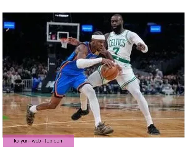 凯尔特人击败雷霆终结12连胜 布朗砍31分8篮板 亚历山大空砍33分