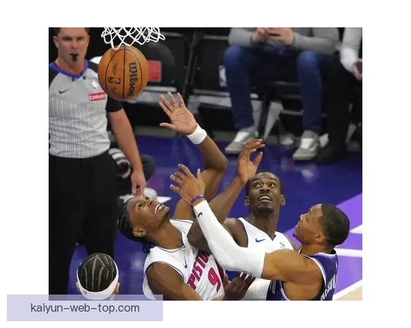 杜伦盛赞奥萨尔为年度最佳防守球员 表示每场比赛都将全力以赴如季后赛